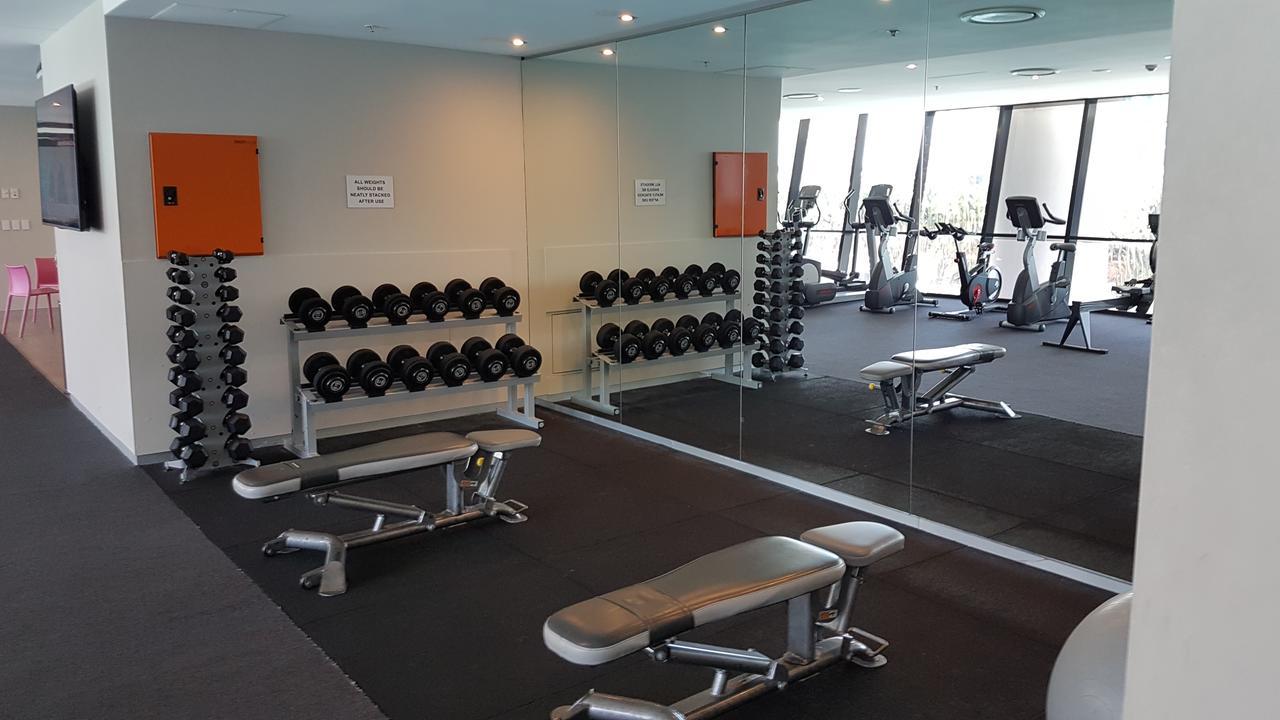 Circle Surfers Paradise Holidays Extérieur photo