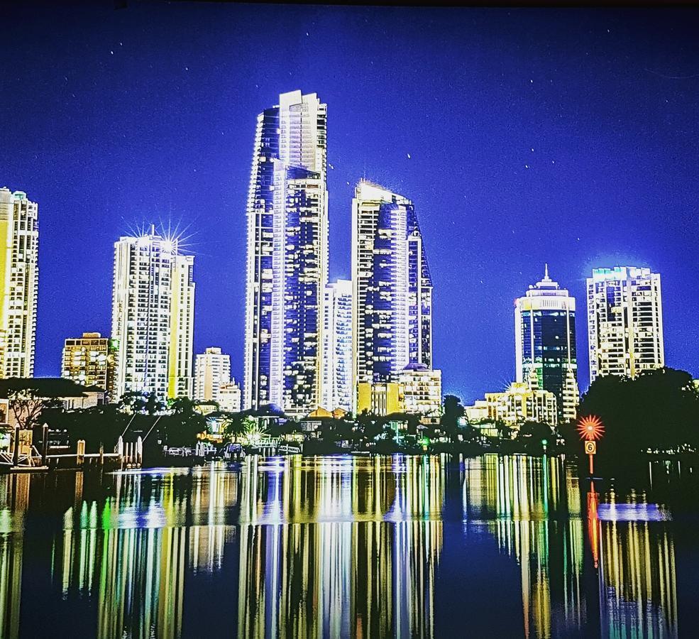 Circle Surfers Paradise Holidays Extérieur photo
