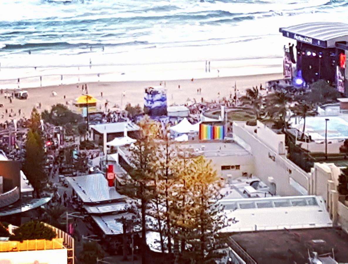 Circle Surfers Paradise Holidays Extérieur photo