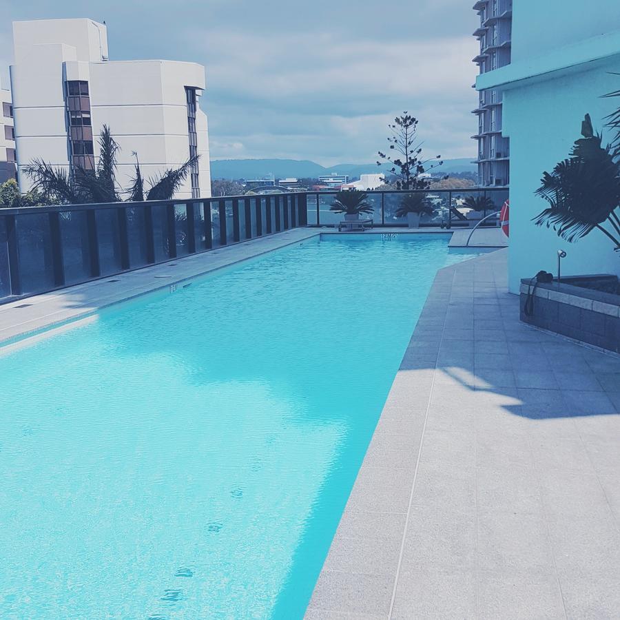 Circle Surfers Paradise Holidays Extérieur photo