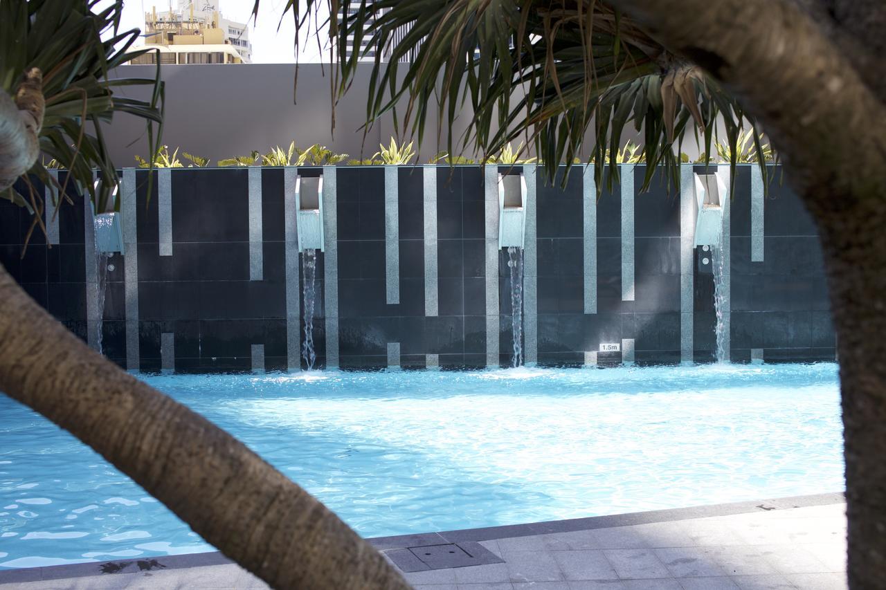 Circle Surfers Paradise Holidays Extérieur photo