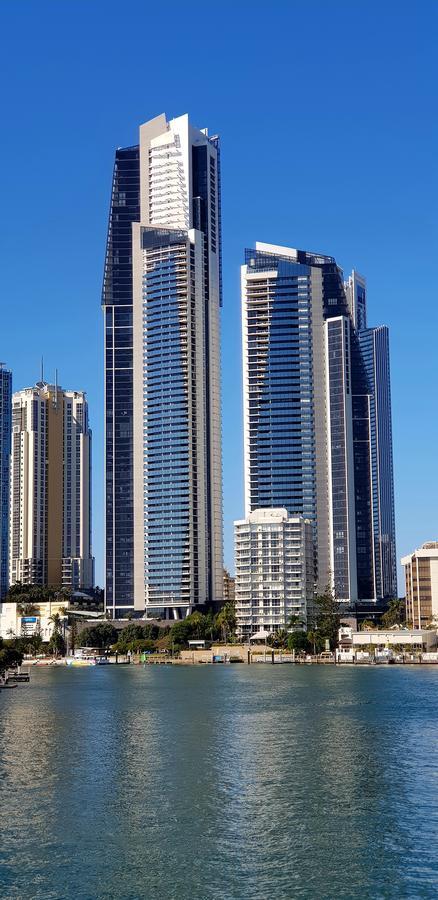 Circle Surfers Paradise Holidays Extérieur photo