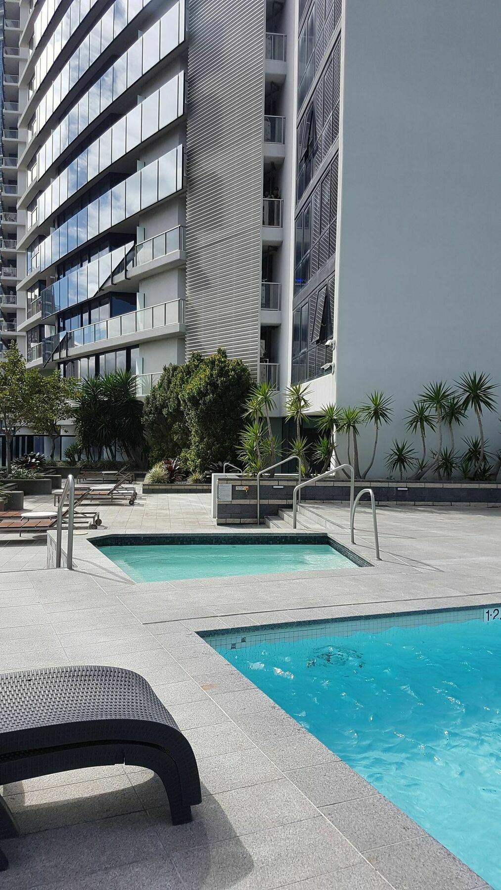 Circle Surfers Paradise Holidays Extérieur photo