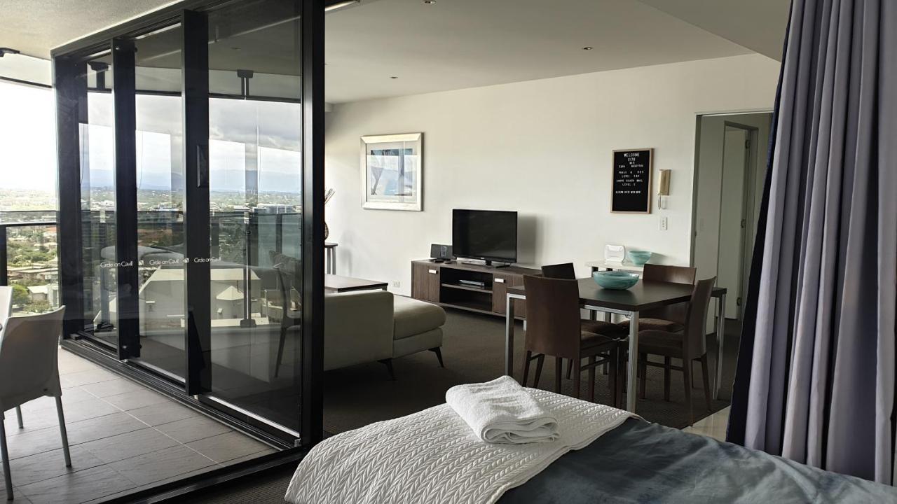 Circle Surfers Paradise Holidays Extérieur photo